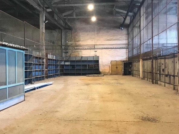 Дава се под наем Склад в Варна, Възраждане 1 - 432 кв.м за 1542.24 € - Снимка #1