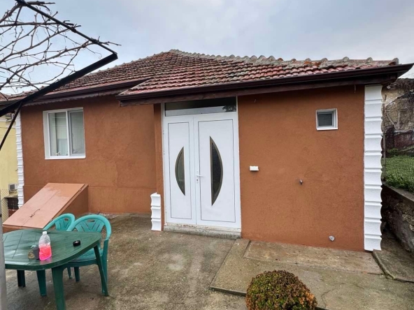 Къща в Тутракан - 78 кв.м за 850 €/кв.м - Снимка #1