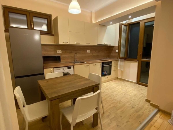 Дава се под наем Двустаен апартамент в София, Център - 52 кв.м за 650 € - Снимка #1