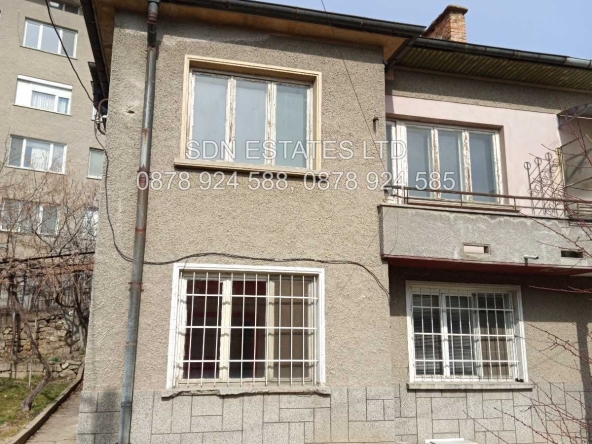 Къща в Казанлък - 160 кв.м за 861 €/кв.м - Снимка #1