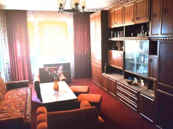 Тристаен апартамент в Червен бряг - 85 кв.м за 480 €/кв.м - Снимка #1