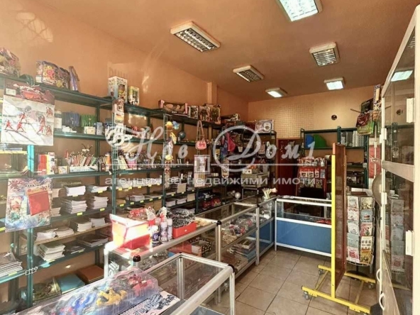 Магазин в Варна, Зимно кино Тракия - 28 кв.м за 1865 €/кв.м - Снимка #1
