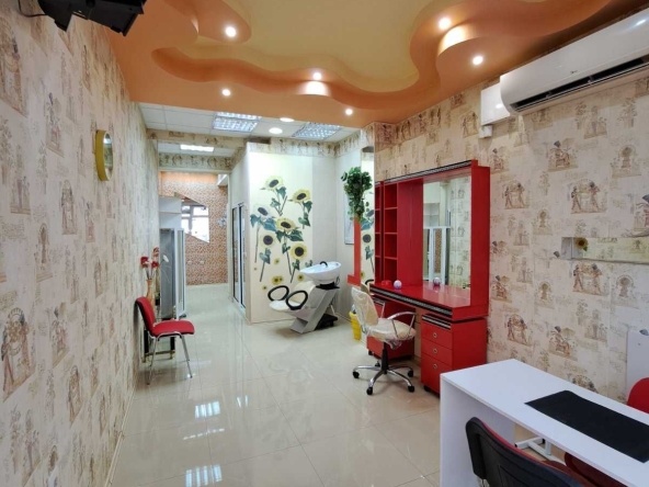 Дава се под наем Офис в Бургас, Център - 33 кв.м за 200 € - Снимка #1