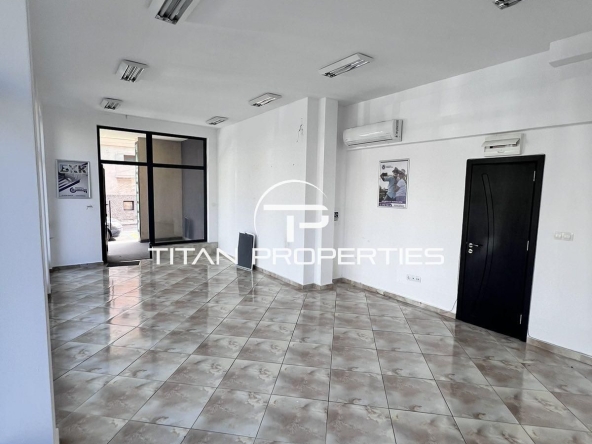 Дава се под наем Офис в Бургас, Възраждане - 60 кв.м за 612 € - Снимка #1