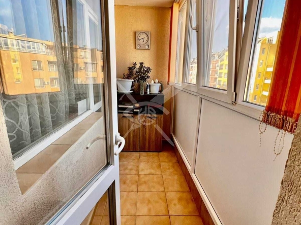Тристаен апартамент в Бургас, Меден рудник - зона А - 80 кв.м за 1563 €/кв.м - Снимка #1
