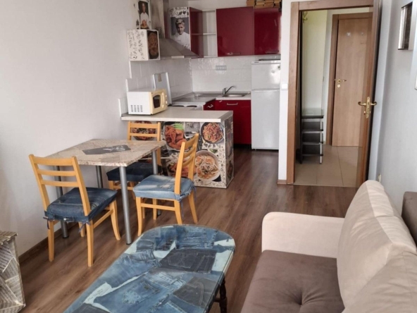 Двустаен апартамент в к.к. Слънчев бряг - 60 кв.м за 1123 €/кв.м - Снимка #1