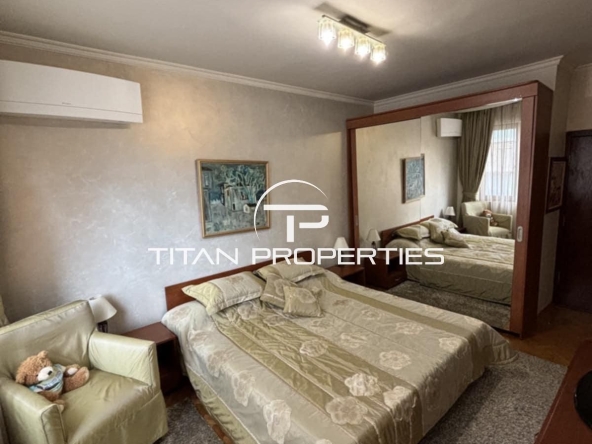 Четиристаен апартамент в Бургас, Център - 120 кв.м за 2667 €/кв.м - Снимка #1