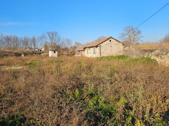 Къща в с. Българево, Област Добрич - 1184 кв.м за 32 €/кв.м - Снимка #1