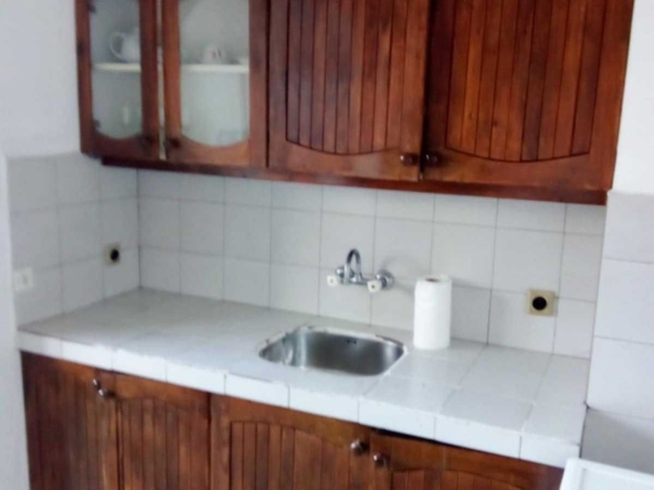 Дава се под наем Едностаен апартамент в Плевен, Дружба 4 - 40 кв.м за 178.5 € - Снимка #1