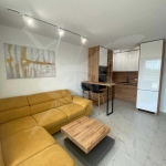 Дава се под наем Двустаен апартамент в Варна, Колхозен пазар - 66 кв.м за 510 € - Снимка #1