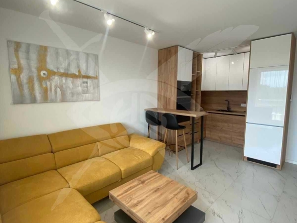 Дава се под наем Двустаен апартамент в Варна, Колхозен пазар - 66 кв.м за 510 € - Снимка #1