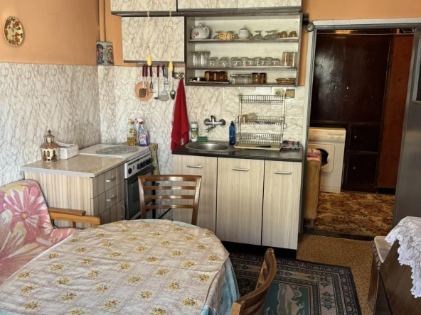 Дава се под наем Тристаен апартамент в Пловдив, Каменица 2 - 70 кв.м за 400 € - Снимка #1