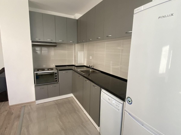 Дава се под наем Двустаен апартамент в Пловдив, Тракия - 63 кв.м за 400 € - Снимка #1