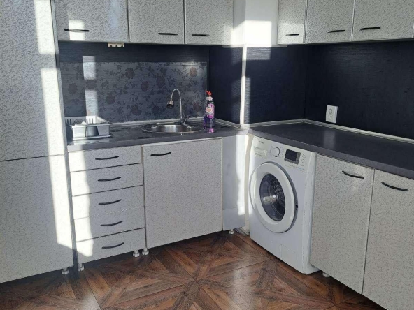 Дава се под наем Двустаен апартамент в Пловдив, Христо Смирненски - 60 кв.м за 350 € - Снимка #1