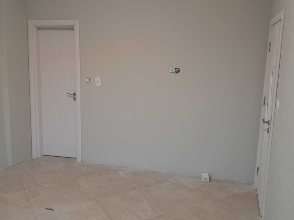 Тристаен апартамент в Плевен, Дружба 3 - 64 кв.м за 1485 €/кв.м - Снимка #1