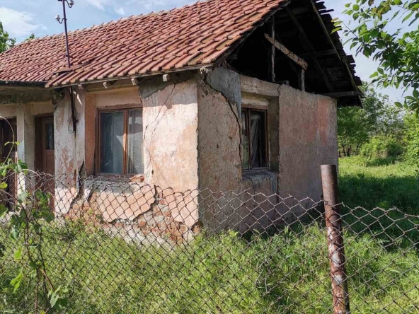 Къща в с. Усойка, Област Кюстендил - 45 кв.м за 522 €/кв.м - Снимка #1