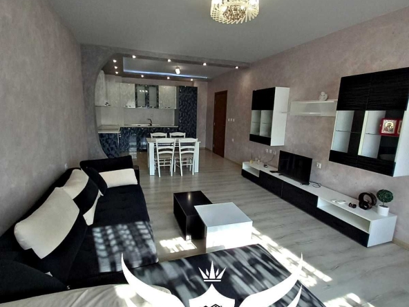 Дава се под наем Двустаен апартамент в Пловдив, Тракия - 77 кв.м за 460 € - Снимка #1