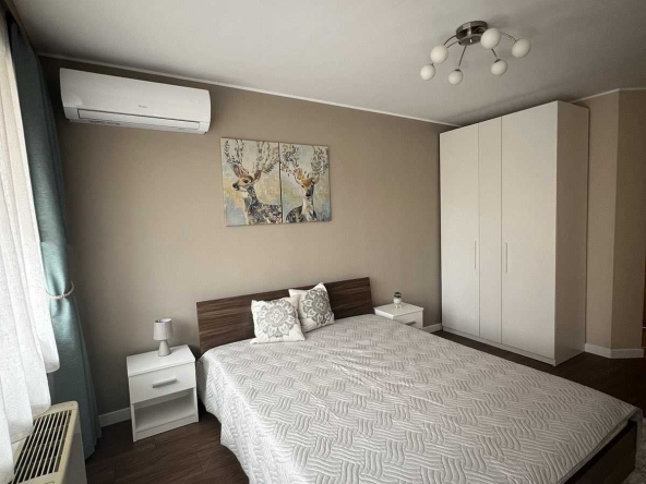 Дава се под наем Тристаен апартамент в София, Витоша - 150 кв.м за 1000 € - Снимка #1