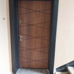 Дава се под наем Тристаен апартамент в София, Зона Б-19 - 90 кв.м за 867 € - Снимка #1