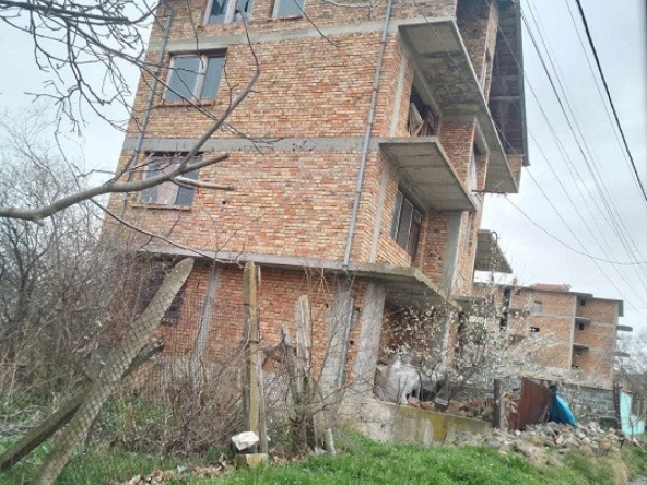 Къща в с. Тънково, Област Бургас - 320 кв.м за 829 €/кв.м - Снимка #1