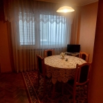 Дава се под наем Тристаен апартамент в Плевен, Дружба 1 - 100 кв.м за 500 € - Снимка #1