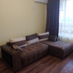 Дава се под наем Тристаен апартамент в Пловдив, Тракия - 100 кв.м за 550 € - Снимка #1