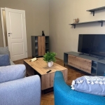 Дава се под наем Тристаен апартамент в София, Медицинска академия - 90 кв.м за 1000 € - Снимка #1