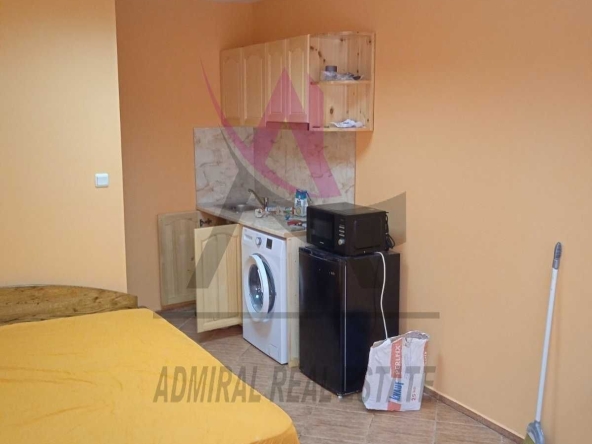 Дава се под наем Едностаен апартамент в Варна, Колхозен пазар - 30 кв.м за 225 € - Снимка #1