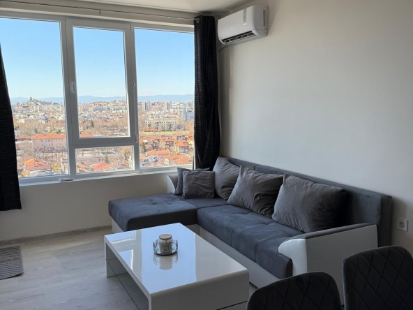 Дава се под наем Тристаен апартамент в Пловдив, Съдийски - 80 кв.м за 1020 € - Снимка #1