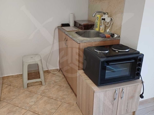 Дава се под наем Едностаен апартамент в Варна, Лятно кино Тракия - 18 кв.м за 225 € - Снимка #1