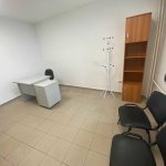 Дава се под наем Офис в Перник, Център - 16 кв.м за 127.5 € - Снимка #1