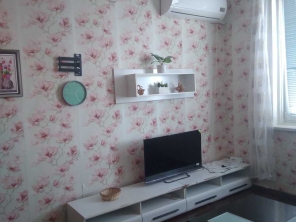 Дава се под наем Двустаен апартамент в Нови Искър - 45 кв.м за 331.5 € - Снимка #1