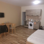 Дава се под наем Едностаен апартамент в Пловдив, Остромила - 50 кв.м за 310 € - Снимка #1