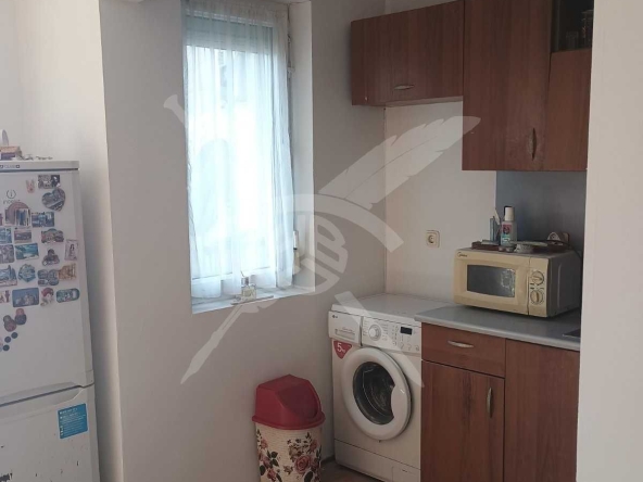 Тристаен апартамент в Бургас, Сарафово - 100 кв.м за 1350 €/кв.м - Снимка #1