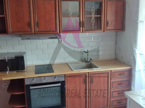 Дава се под наем Четиристаен апартамент в Варна, Лятно кино Тракия - 115 кв.м за 700 € - Снимка #1