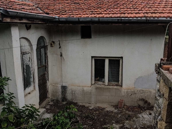 Къща в с. Върбица, Област Плевен - 80 кв.м за 192 €/кв.м - Снимка #1