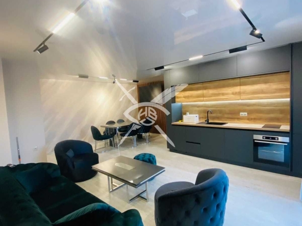 Тристаен апартамент в Обзор - 141 кв.м за 2157 €/кв.м - Снимка #1