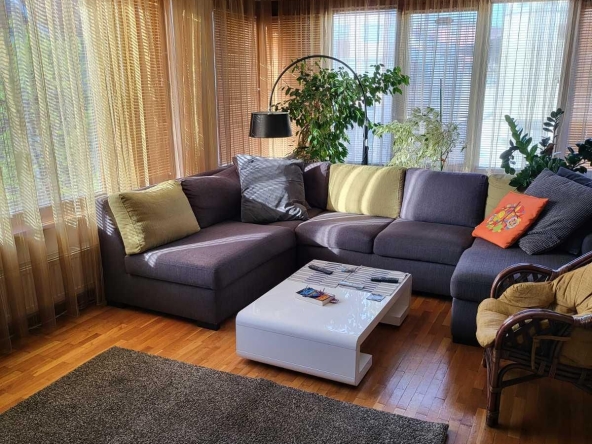 Мезонет в София, Красно село - 178 кв.м за 2472 €/кв.м - Снимка #1