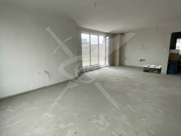 Тристаен апартамент в Пловдив, Христо Смирненски - 157 кв.м за 1911 €/кв.м - Снимка #1