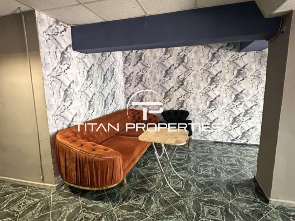 Магазин в Бургас, Възраждане - 105 кв.м за 1524 €/кв.м - Снимка #1