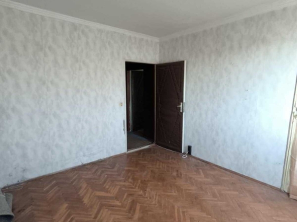 Тристаен апартамент в Плевен, Идеален център - 98 кв.м за 883 €/кв.м - Снимка #1