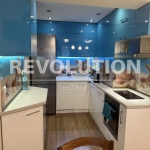 Дава се под наем Двустаен апартамент в Варна, Окръжна болница - 80 кв.м за 650 € - Снимка #1