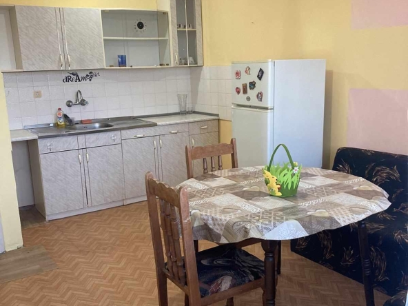 Дава се под наем Двустаен апартамент в Варна, Владислав Варненчик - 45 кв.м за 200 € - Снимка #1