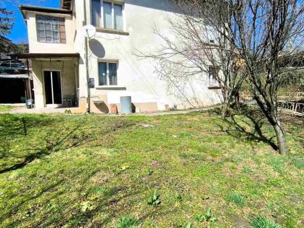 Къща в с. Кралев дол, Област Перник - 160 кв.м за 575 €/кв.м - Снимка #1