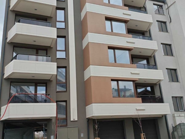 Дава се под наем Гараж / Паркомясто в София, Кръстова вада - 14 кв.м за 102 € - Снимка #1