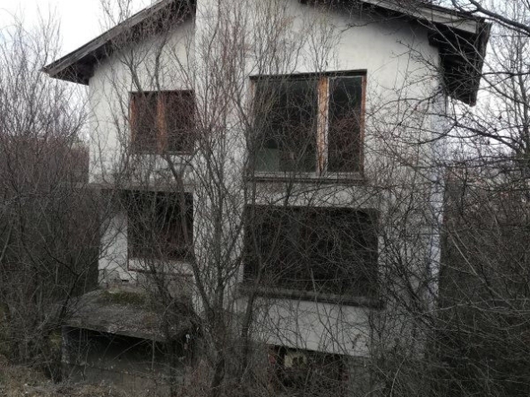 Къща в с. Селищен дол, Област Перник - 140 кв.м за 233 €/кв.м - Снимка #1