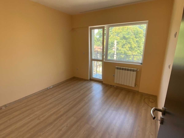 Тристаен апартамент в София, Център - 83 кв.м за 2049 €/кв.м - Снимка #1