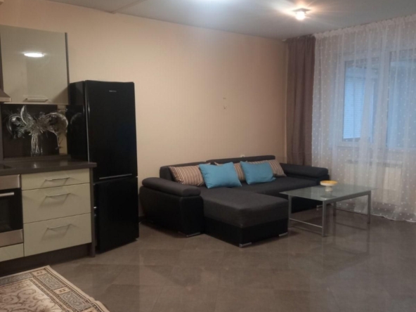 Дава се под наем Тристаен апартамент в София, Витоша - 102 кв.м за 749 € - Снимка #1