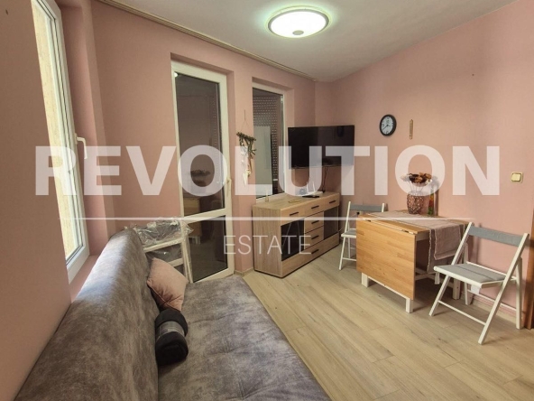 Дава се под наем Двустаен апартамент в Варна, Бриз - 60 кв.м за 800 € - Снимка #1