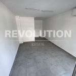 Дава се под наем Магазин в Варна, Лятно кино Тракия - 20 кв.м за 200 € - Снимка #1